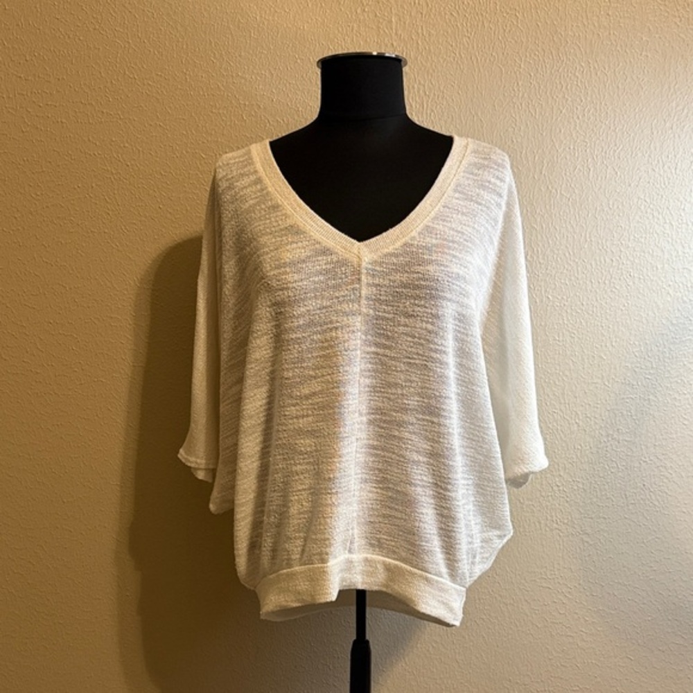 Elegant Cream V-Neck Sweater